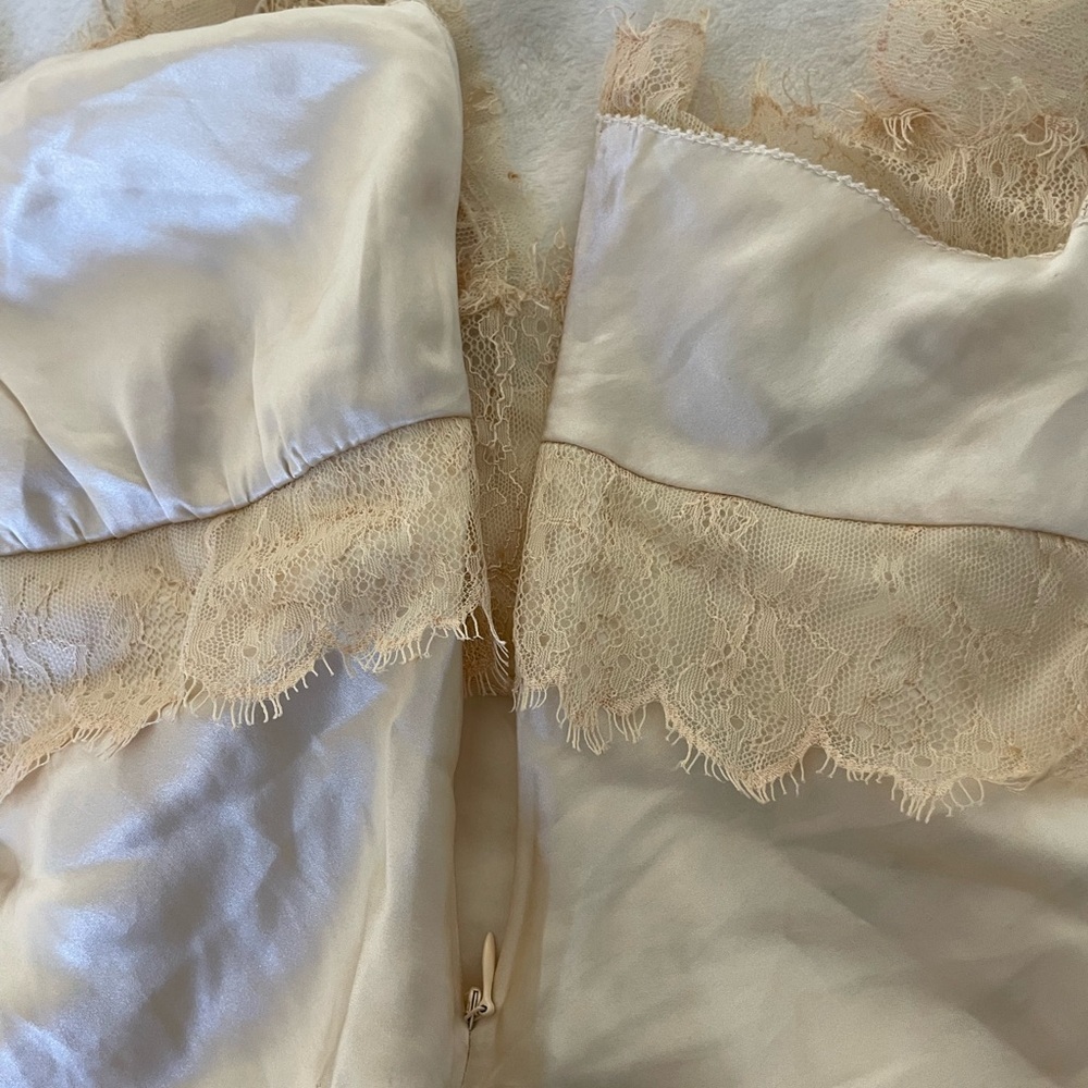 IROO Cream Satin and Lace Chemise - Picture 12 of 12
